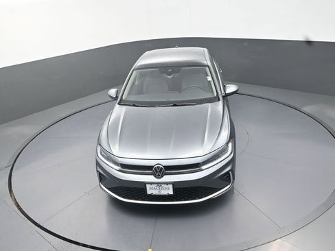 New 2026 Volkswagen Jetta SE image 14