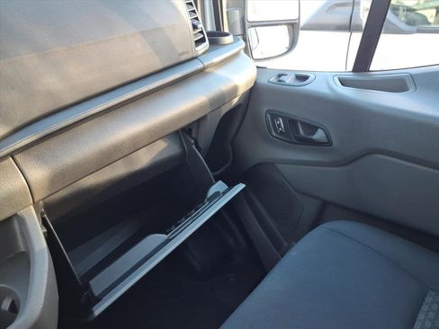 Used 2024 Ford Transit 250 Low Roof w/ Exterior Upgrade Package image 23