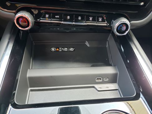 New 2026 Chevrolet Tahoe Premier w/ Sun And Tow Package image 21