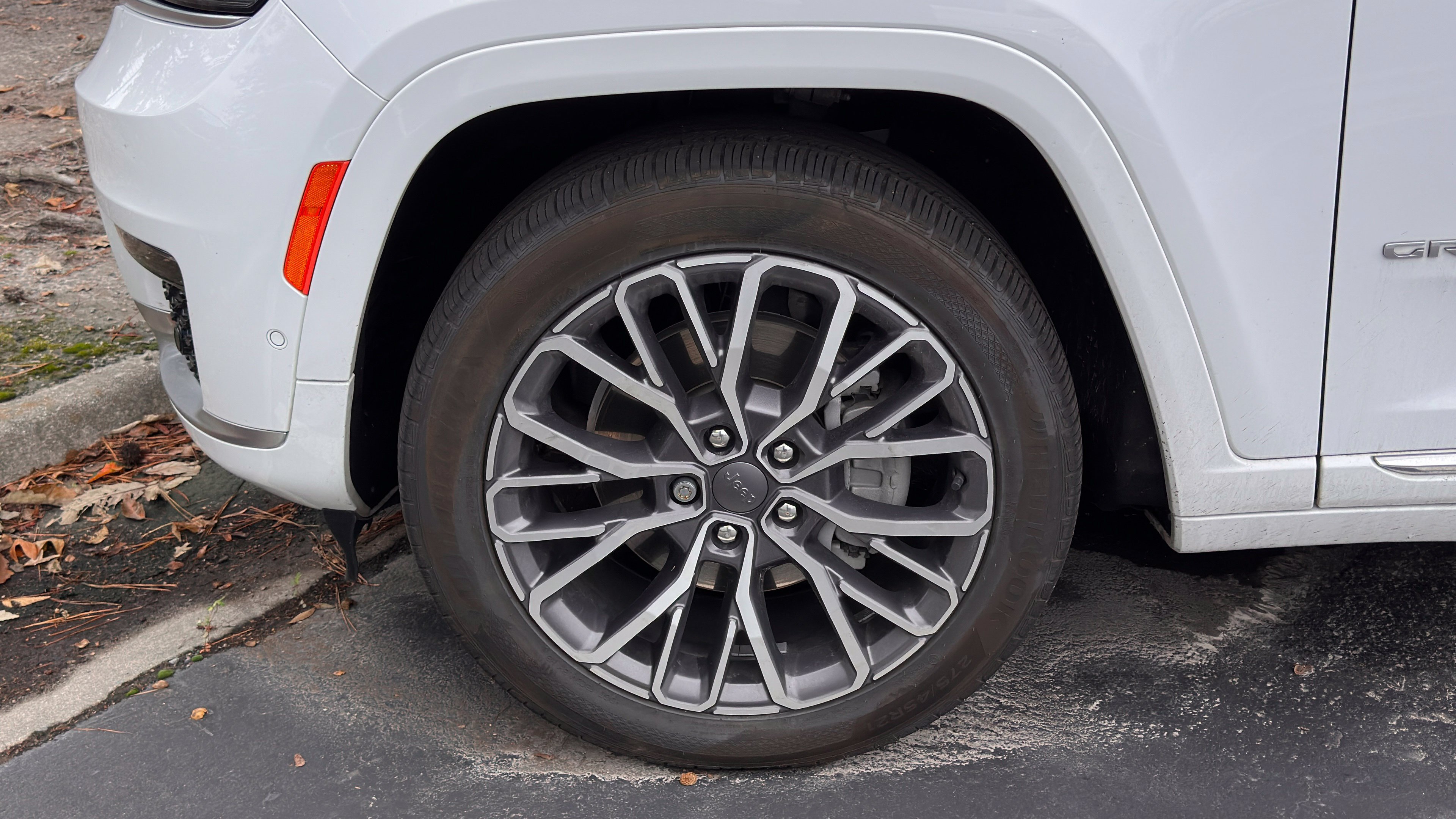 Used 2021 Jeep Grand Cherokee L Summit AWD/4WD image 9