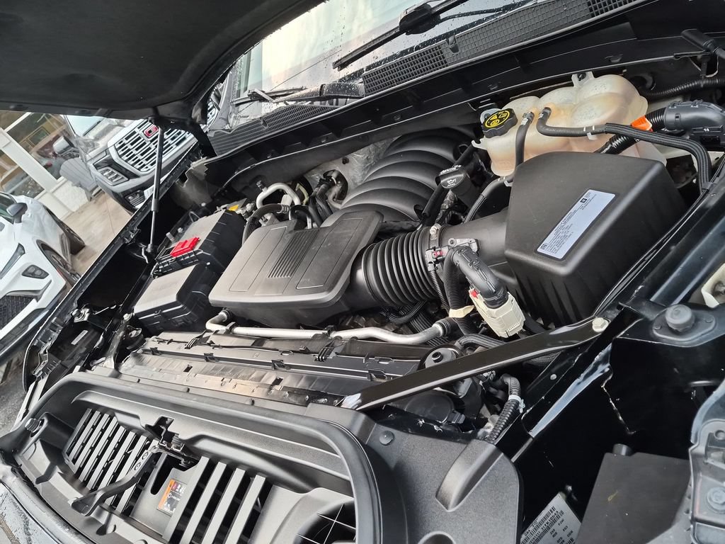 Used 2021 GMC Sierra 1500 AT4 w/ Driver Alert Package I AWD/4WD image 17