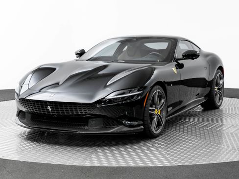 Certified 2024 Ferrari Roma image 1