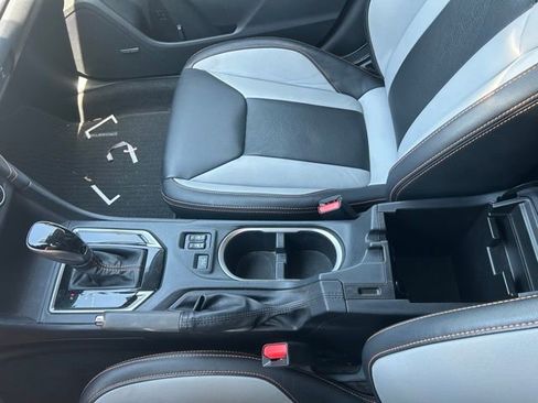 Used 2020 Subaru Crosstrek 2.0i Limited w/ Moonroof Package w/Navigation AWD/4WD image 18