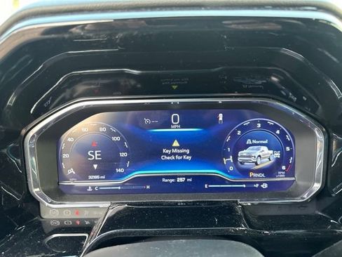 Used 2024 Chevrolet Silverado 1500 RST AWD/4WD image 15