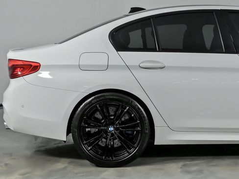 Used 2019 BMW M5 w/ Executive Package image 13