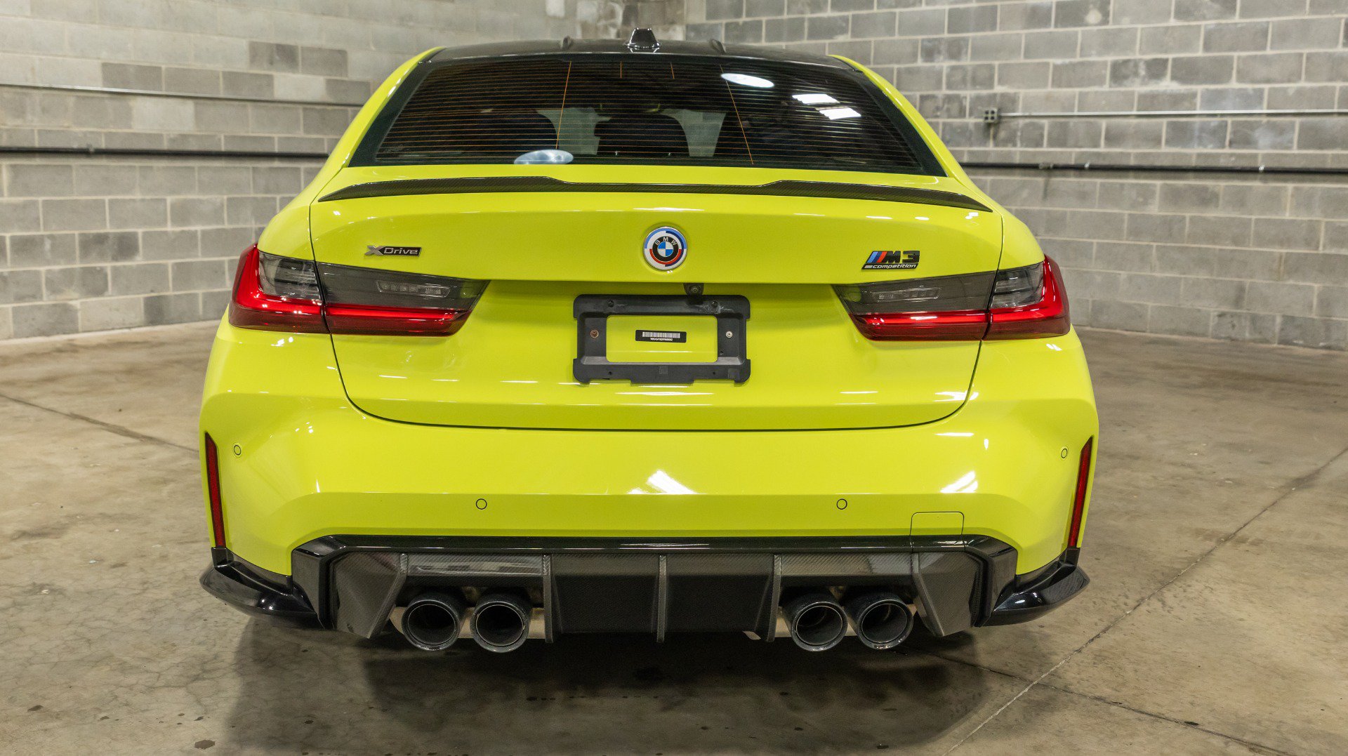 Used 2023 BMW M3 Competition w/ M Carbon Exterior Package AWD/4WD image 29