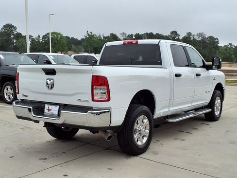 Used 2024 RAM 2500 Big Horn AWD/4WD image 6