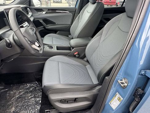 New 2026 Volkswagen Tiguan SE R-Line AWD/4WD image 14