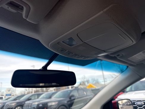 Used 2015 Ford Edge SEL w/ Equipment Group 201A image 36