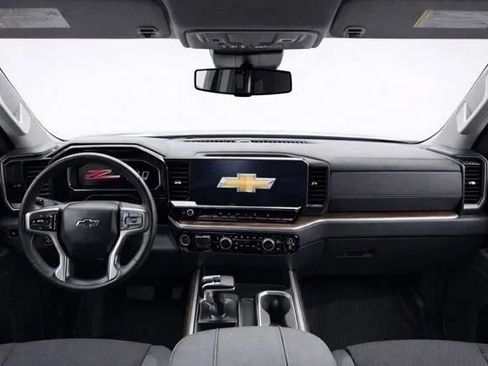 Used 2024 Chevrolet Silverado 1500 RST AWD/4WD image 20