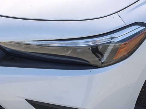 Certified 2024 Honda Civic EX-L image 5