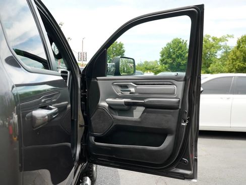 Used 2021 RAM 1500 Big Horn AWD/4WD image 38