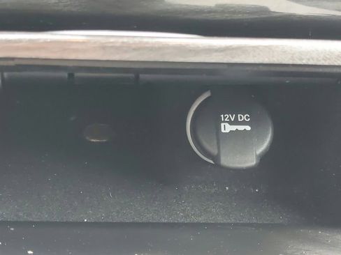 Used 2019 Chrysler 300 Touring L w/ Quick Order Package 22F image 28