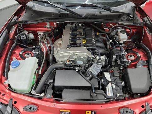 Used 2019 MAZDA MX-5 Miata RF Grand Touring image 25