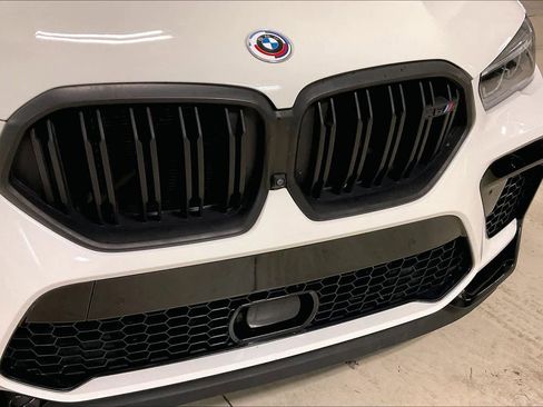 Used 2023 BMW X6 M image 30