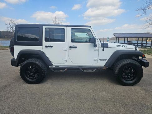 Used 2017 Jeep Wrangler Willys Wheeler image 4