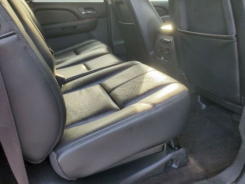 Used 2013 Chevrolet Avalanche LT w/ All-Star Edition image 26