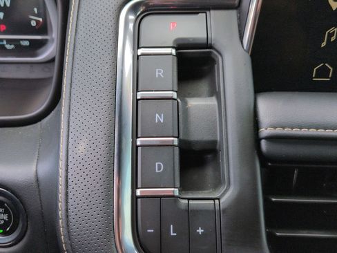 Used 2023 GMC Yukon SLT w/ SLT Premium Package RWD image 27