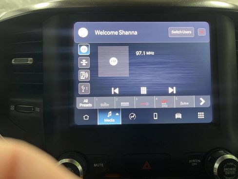 Used 2022 RAM 1500 Laramie image 22