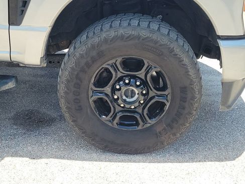 Used 2023 Ford F350 XL w/ STX Appearance Package AWD/4WD image 6