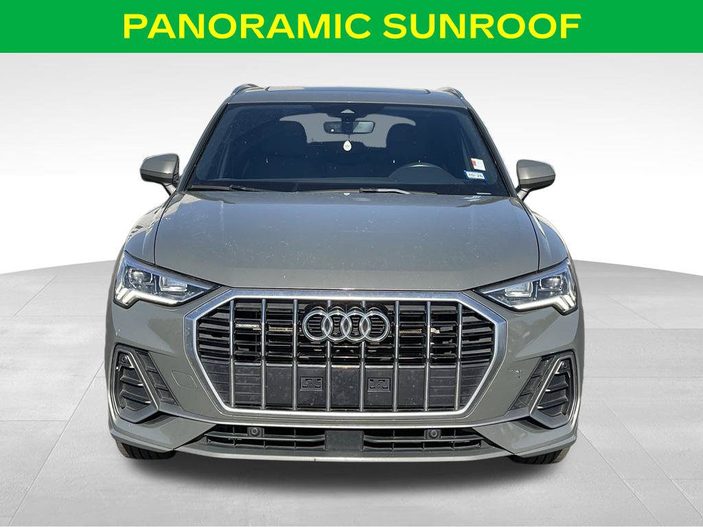 Used 2024 Audi Q3 2.0T Premium w/ Convenience Package AWD/4WD image 3