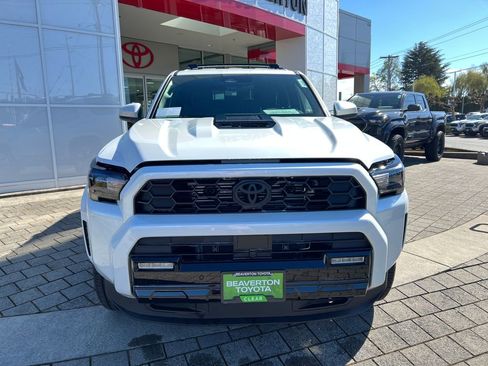 New 2026 Toyota 4Runner TRD Sport AWD/4WD image 8