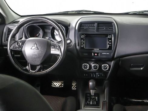 Used 2018 Mitsubishi Outlander Sport LE image 27