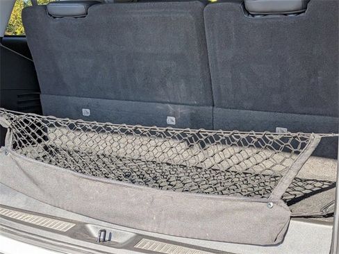 Used 2020 Cadillac Escalade Luxury image 25