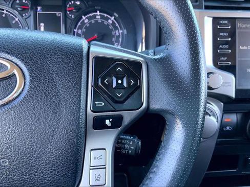 Certified 2022 Toyota 4Runner SR5 Premium image 23