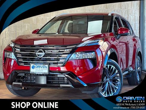 Used 2025 Nissan Rogue Platinum w/ Tech Package image 1