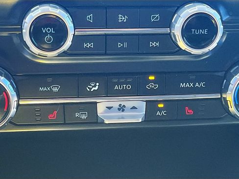 Used 2024 Ford F150 XLT w/ Equipment Group 302A MID RWD image 20