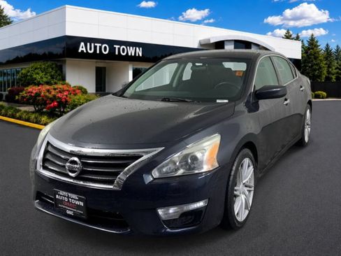 Used 2015 Nissan Altima 2.5 S w/ Power Driver Seat Package FWD image 1