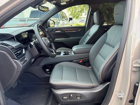 New 2026 GMC Acadia AT4 w/ Super Cruise Package AWD/4WD image 11