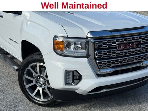 Used 2022 GMC Canyon Denali image 8
