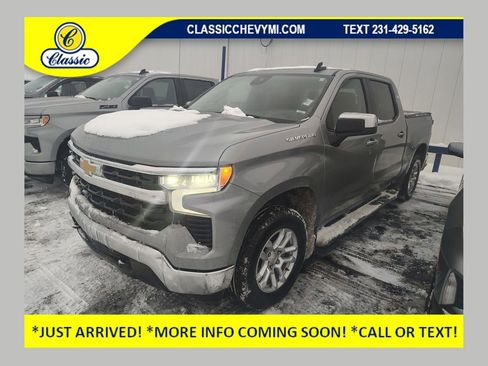 Used 2024 Chevrolet Silverado 1500 LT image 1