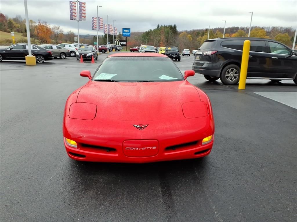 Used 1997 Chevrolet Corvette Coupe RWD image 3
