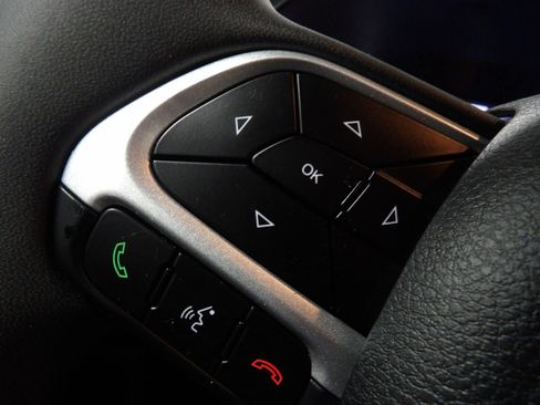 Used 2021 Jeep Renegade Latitude image 20