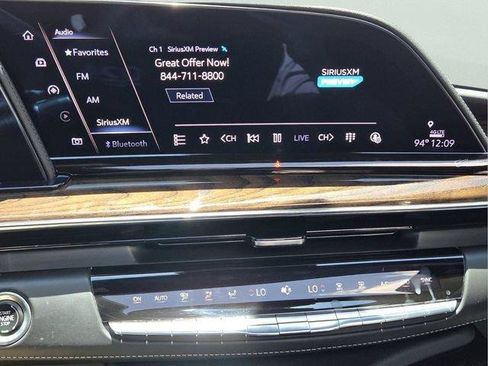Used 2023 Cadillac Escalade Sport Platinum RWD image 27