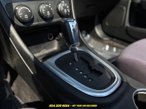 Used 2012 Chrysler 200 Touring FWD image 15