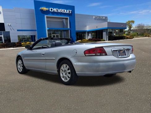 Used 2005 Chrysler Sebring GTC FWD image 22