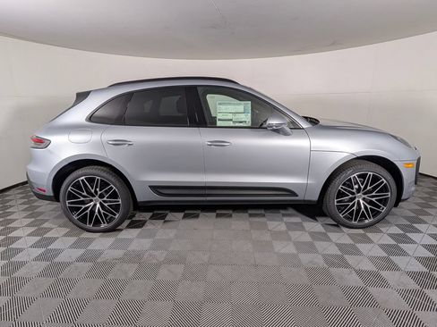 New 2026 Porsche Macan AWD/4WD image 8