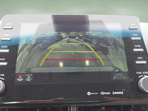 Used 2019 Toyota Avalon XLE w/ Moonroof Package image 28