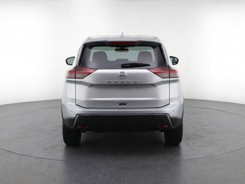 Used 2025 Nissan Rogue SV image 7