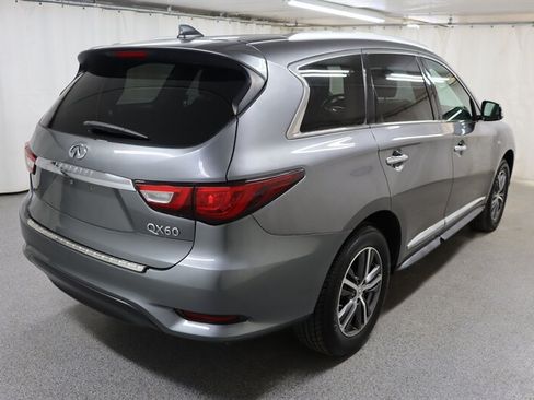 Used 2017 INFINITI QX60 Luxe w/ Premium Package AWD/4WD image 6