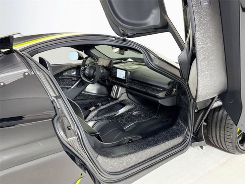 Used 2026 Aston Martin Valhalla AWD/4WD image 29