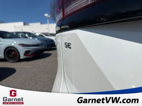 New 2026 Volkswagen Atlas Peak Edition image 38