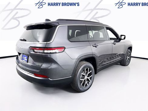 New 2025 Jeep Grand Cherokee L Limited w/ Trailer Tow Package image 34