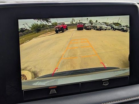 Used 2023 GMC Yukon XL AT4 image 14