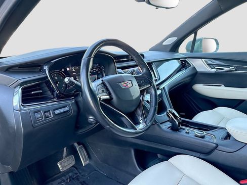 Used 2020 Cadillac XT6 Sport AWD/4WD image 9