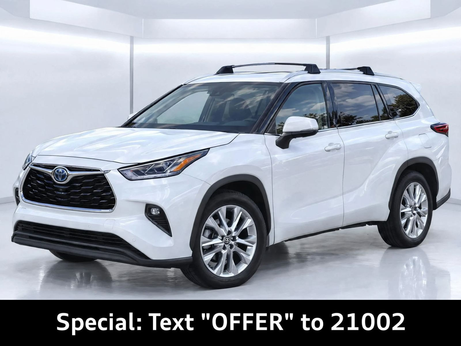 Used 2023 Toyota Highlander Limited FWD 360° Tour